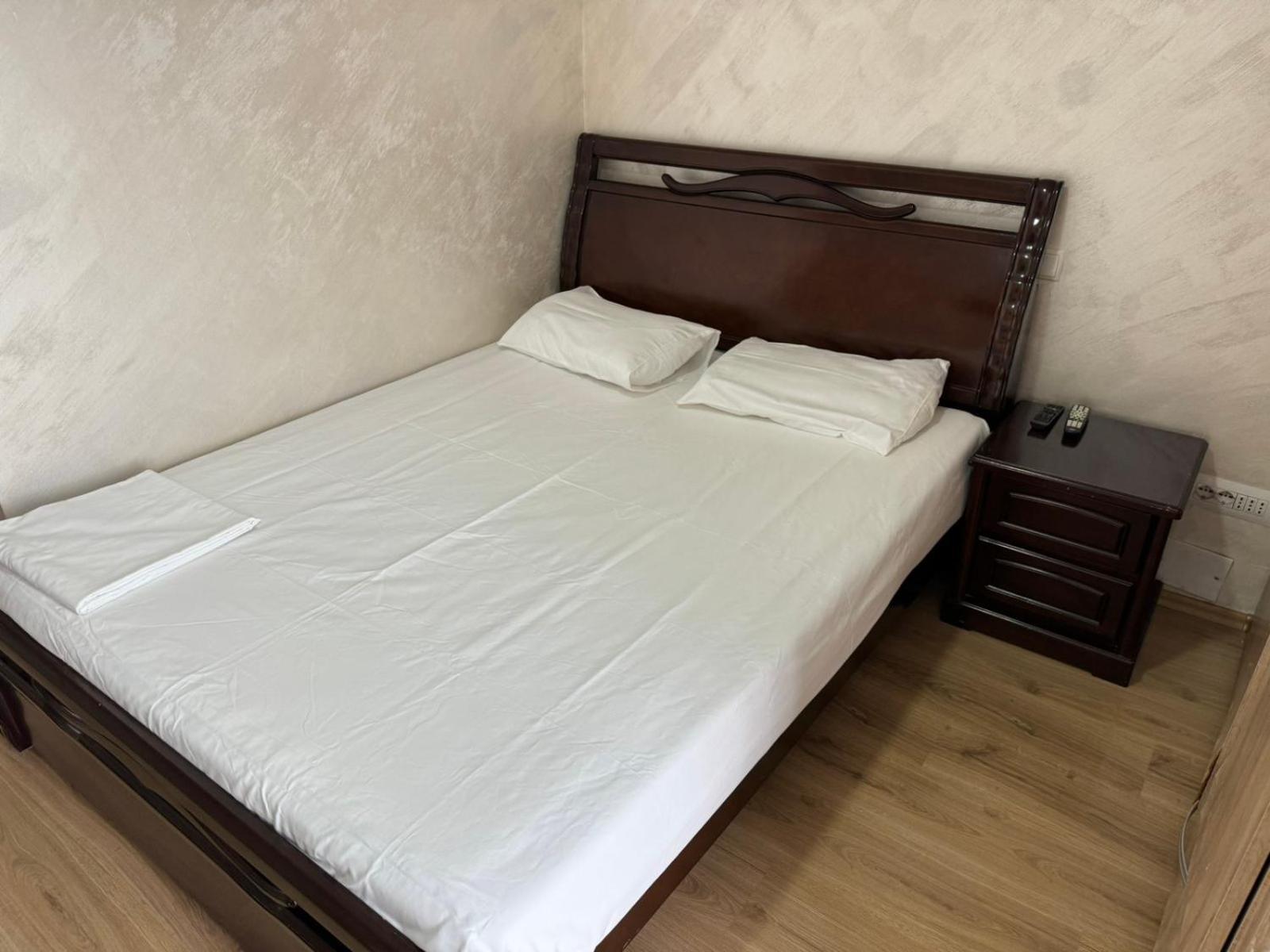 Hotel Pashtriku Gjakova ภายนอก รูปภาพ