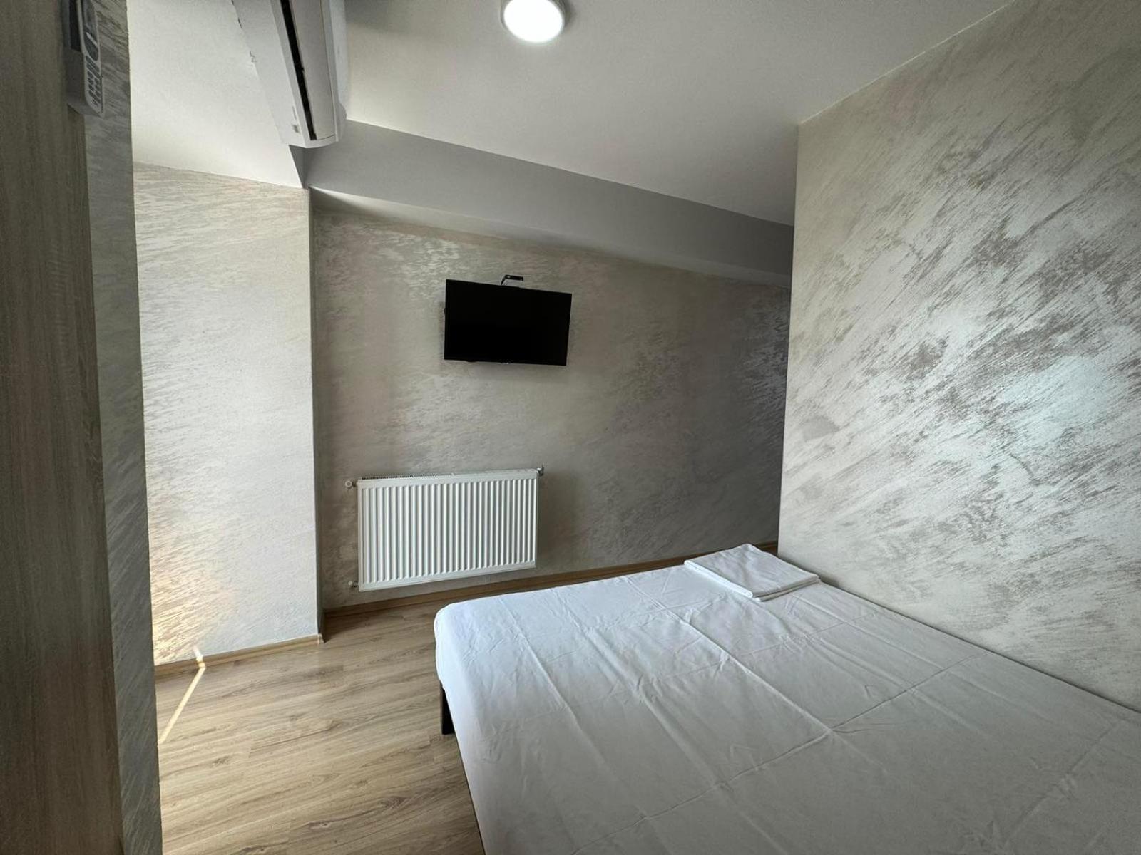 Hotel Pashtriku Gjakova ภายนอก รูปภาพ